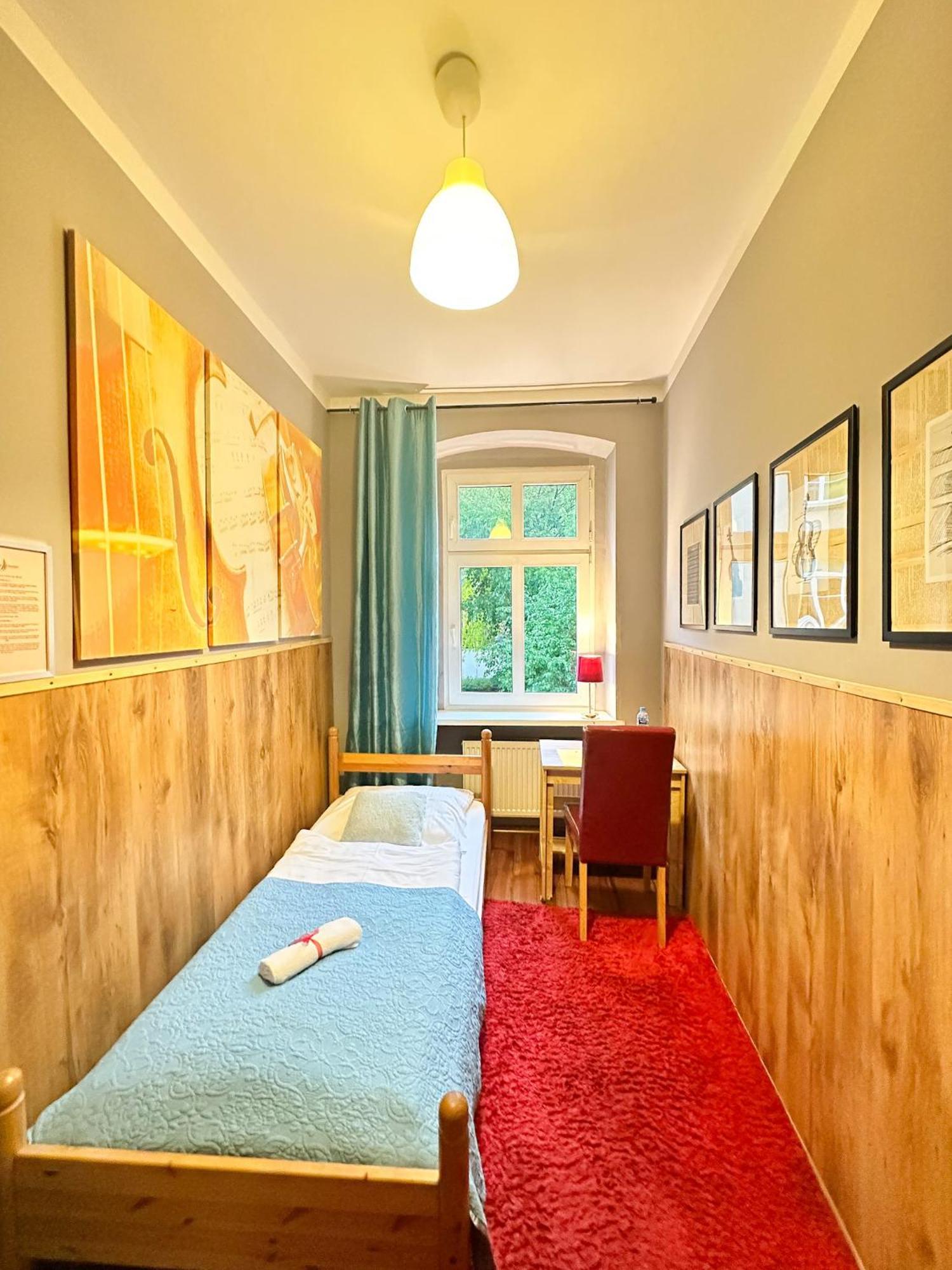 Explorer Hostel & Apartment Stare Miasto Old Town 24H #Don'T Be A Tourist, Be An Explorer! Poznań Extérieur photo