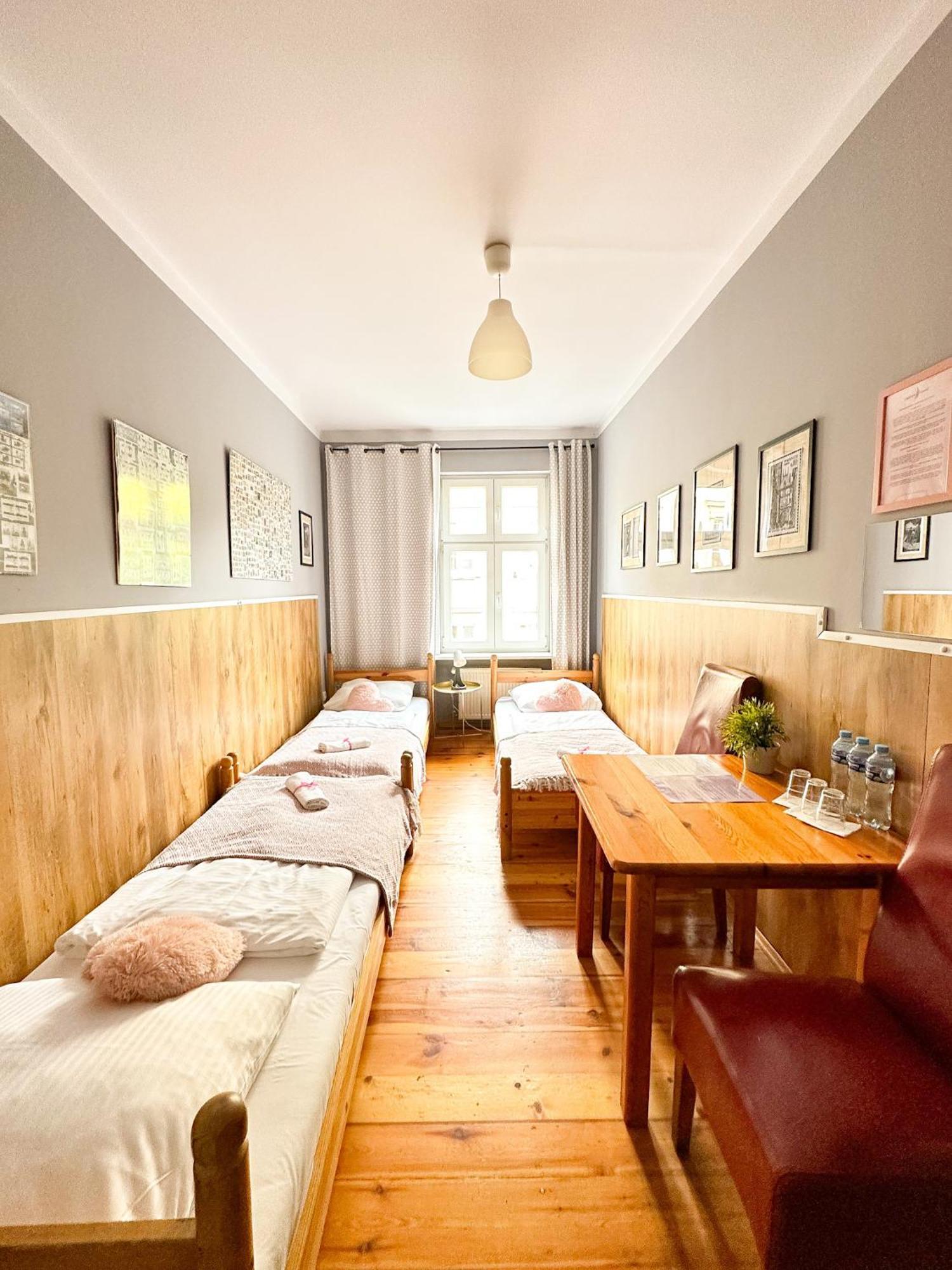 Explorer Hostel & Apartment Stare Miasto Old Town 24H #Don'T Be A Tourist, Be An Explorer! Poznań Extérieur photo