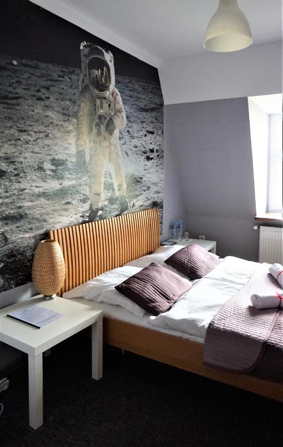 Explorer Hostel & Apartment Stare Miasto Old Town 24H #Don'T Be A Tourist, Be An Explorer! Poznań Extérieur photo